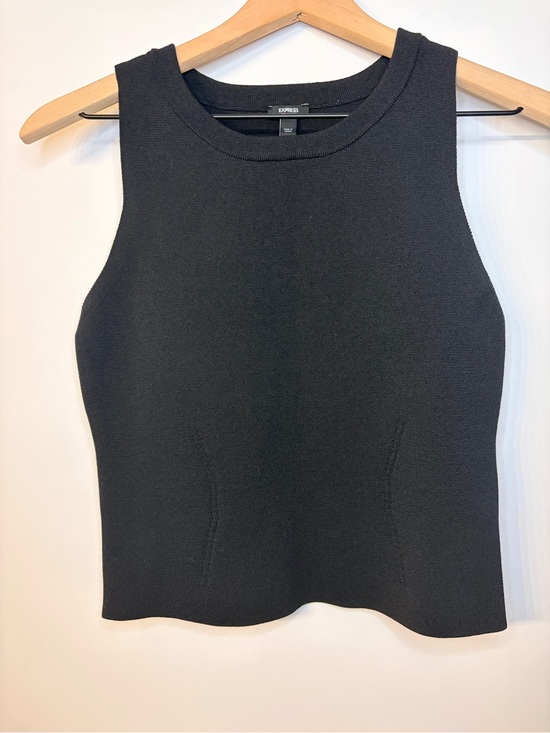 Express Tops - Express Women’s Body Contour Black Sleeveless Top, Size Medium